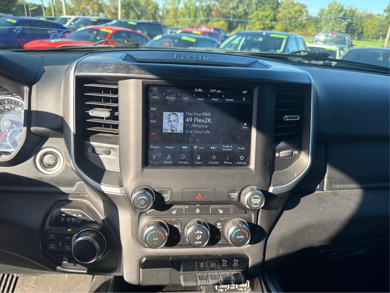 RAM 1500 Big Horn Crew Cab SWB 4WD 2020