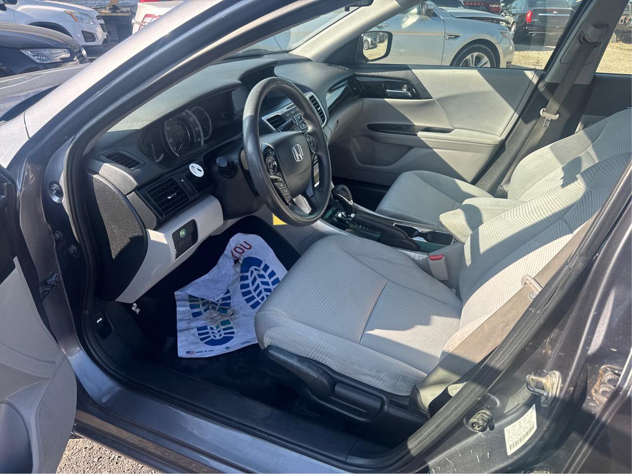 Honda Accord LX Sedan CVT 2016