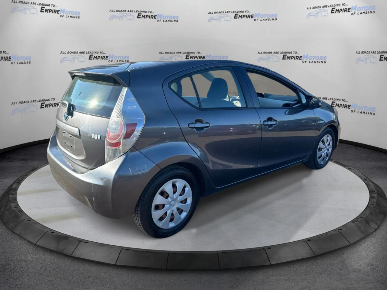 Toyota Prius c One 2012