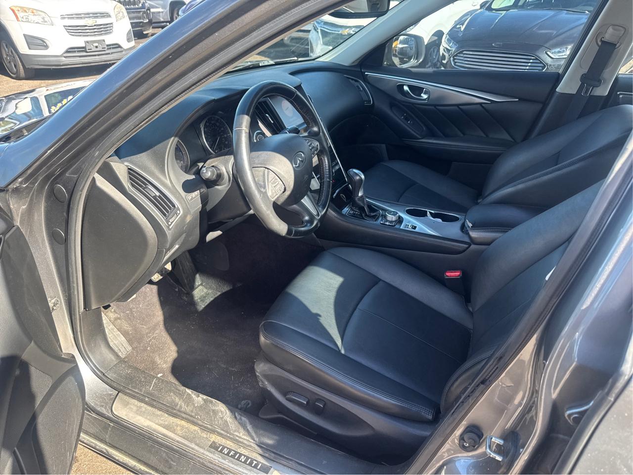 Infiniti Q50 2.0t 2016