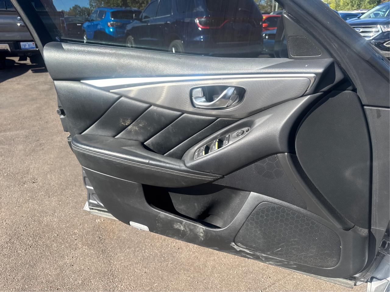 Infiniti Q50 2.0t 2016