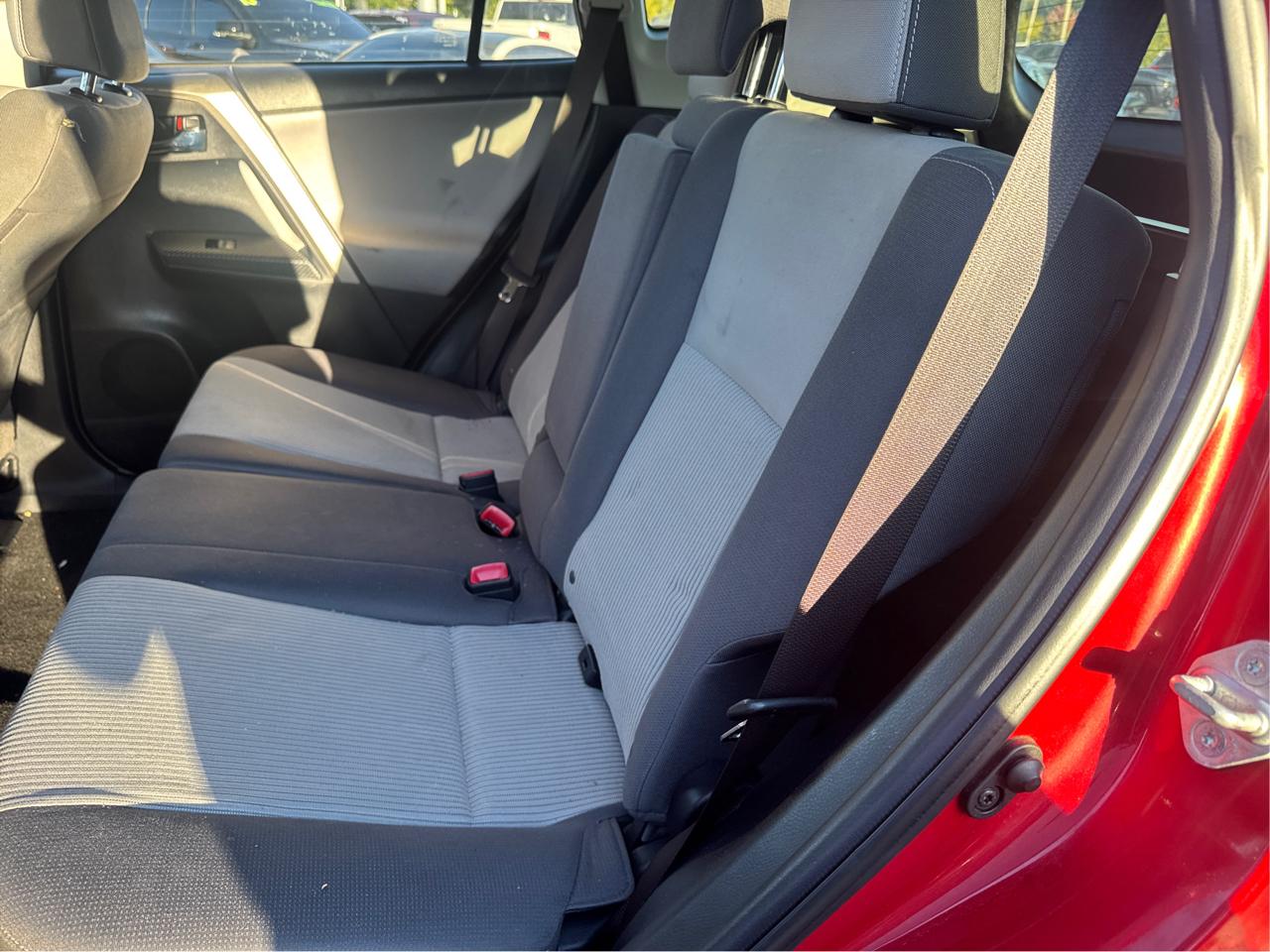 Toyota RAV4 XLE AWD 2015
