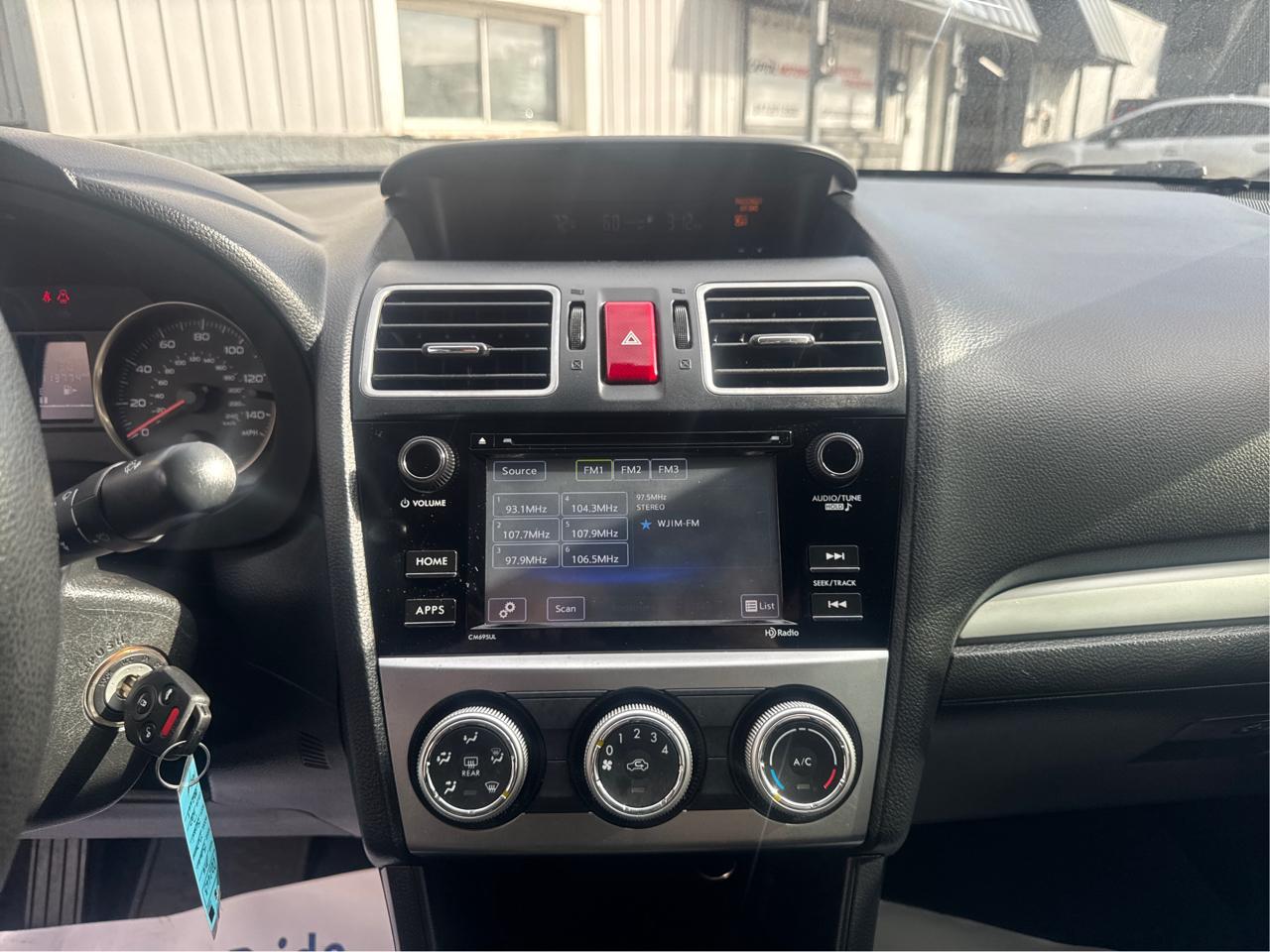 Subaru Impreza 2.0i Premium PZEV 4-Door 2016