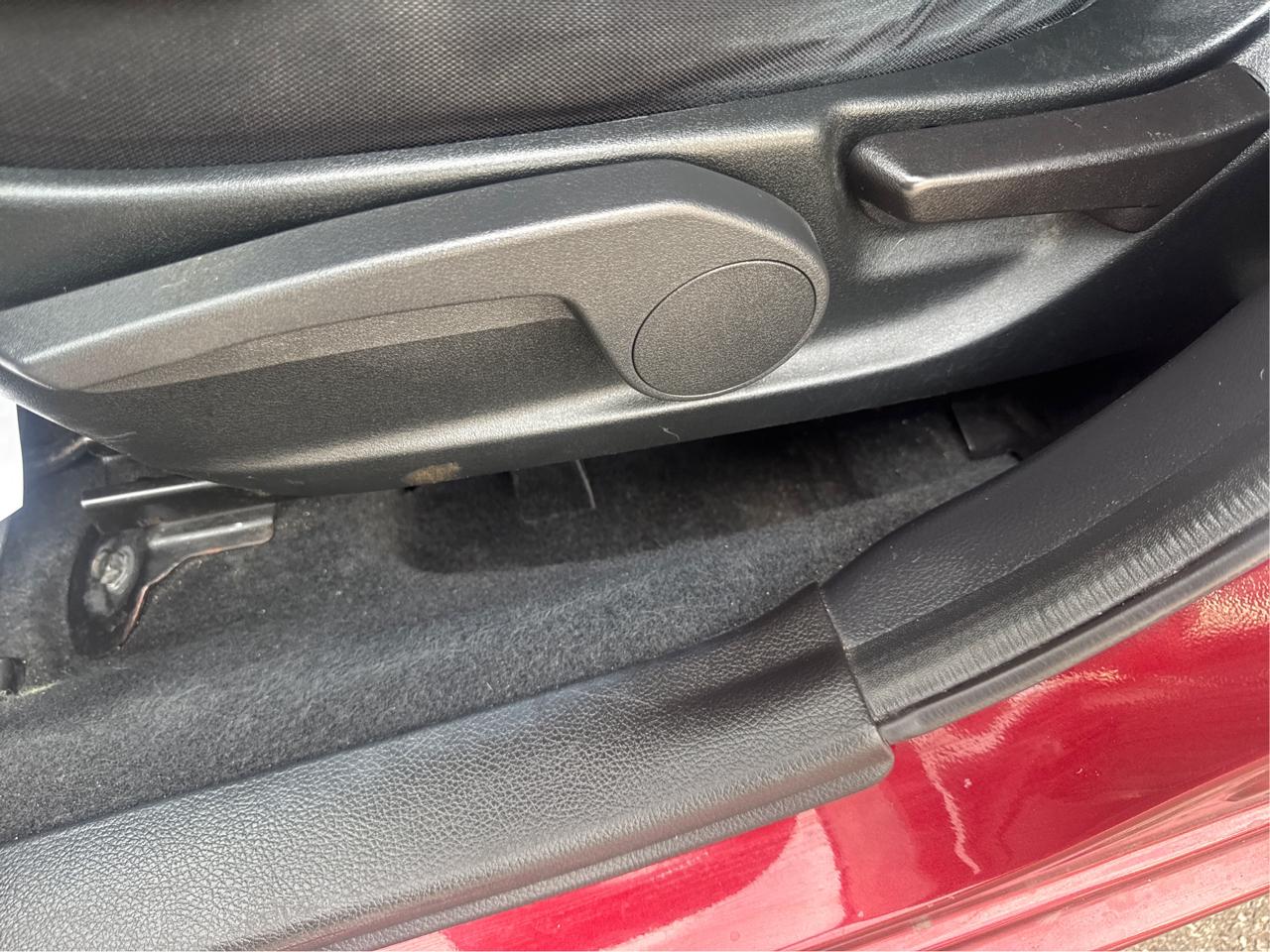 Subaru Impreza 2.0i Premium PZEV 4-Door 2016