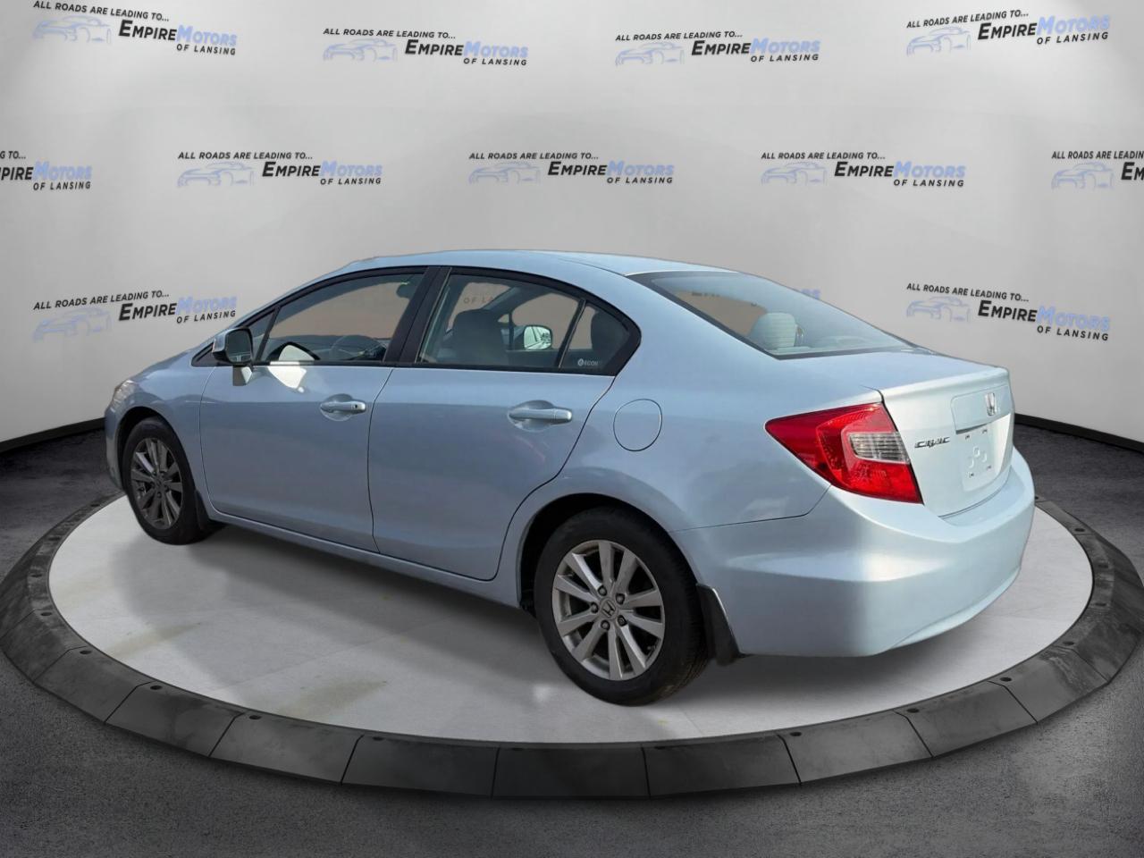 Honda Civic EX Sedan 5-Speed AT 2012