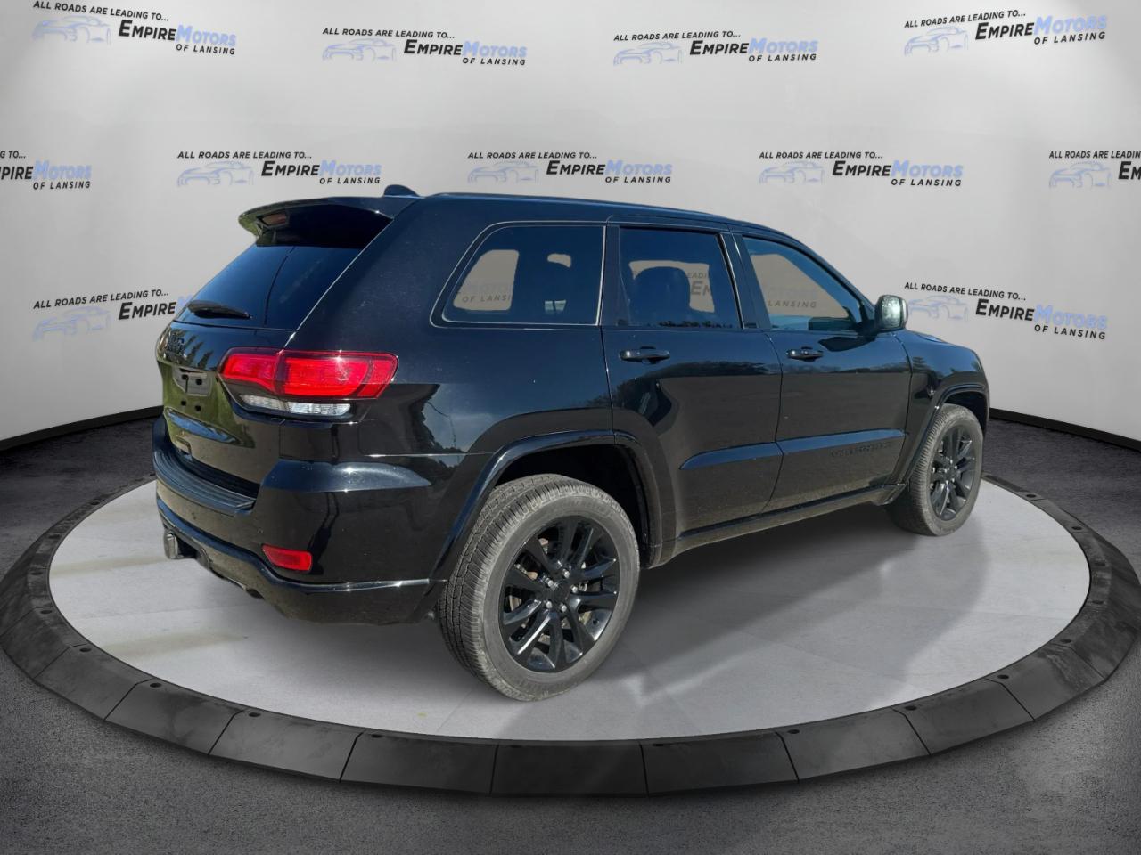 Jeep Grand Cherokee Laredo E 4WD 2021