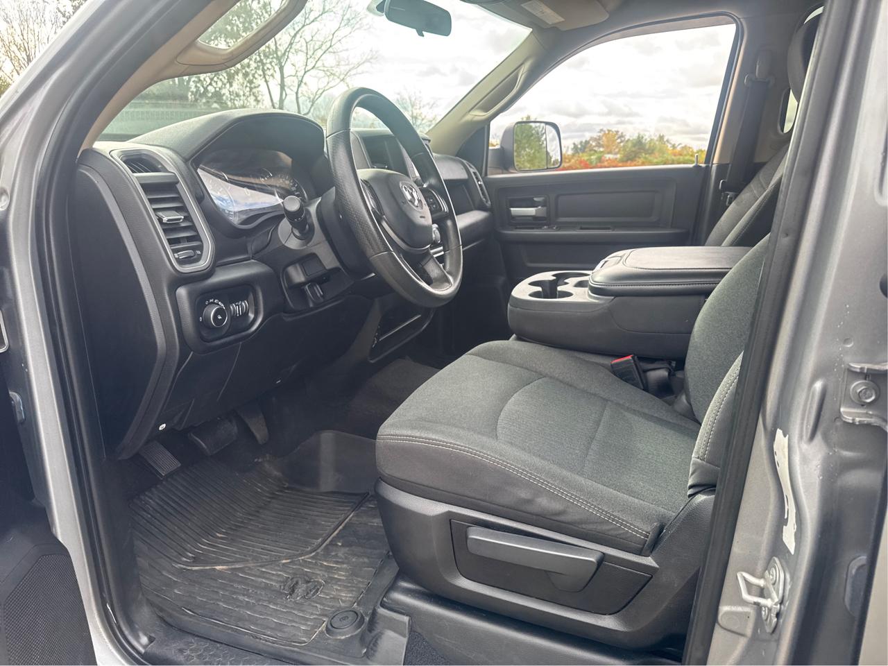 RAM 2500 Tradesman Crew Cab SWB 4WD 2019