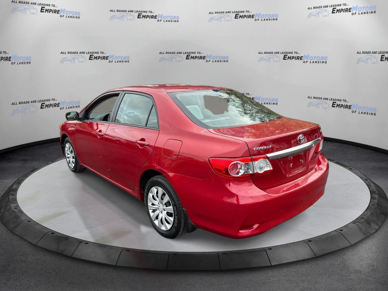 Toyota Corolla S 5-Speed MT 2012