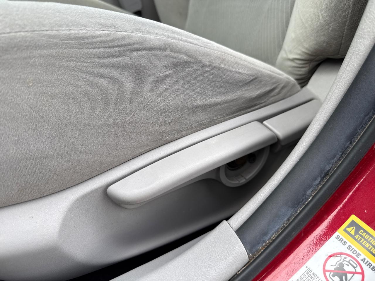 Toyota Corolla S 5-Speed MT 2012