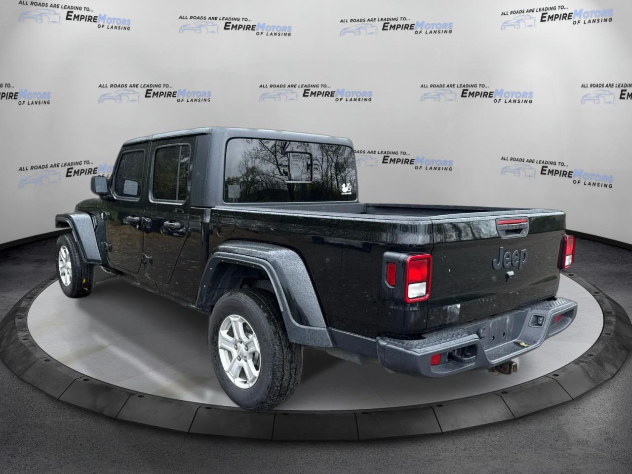 Jeep Gladiator Sport S 2021