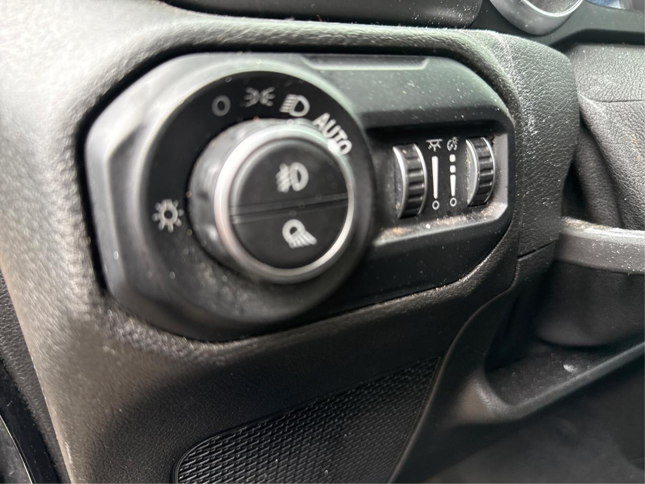 Jeep Gladiator Sport S 2021
