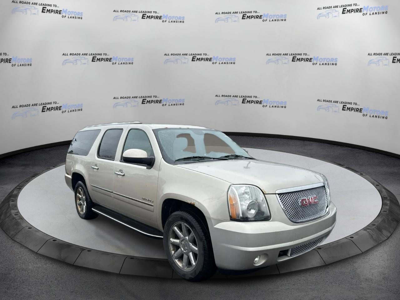 GMC Yukon Denali XL 4WD 2013