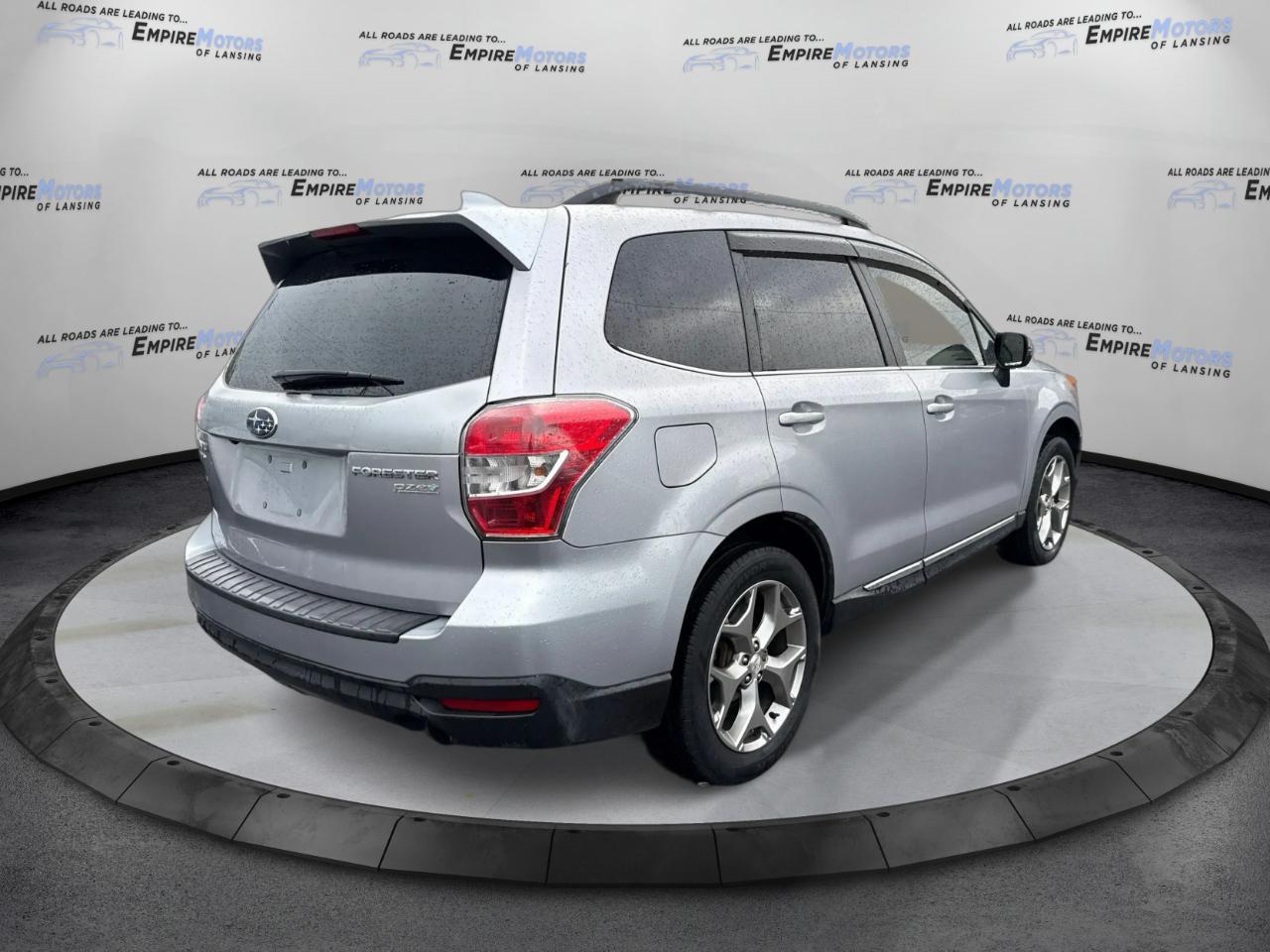 Subaru Forester 2.5i Touring 2016