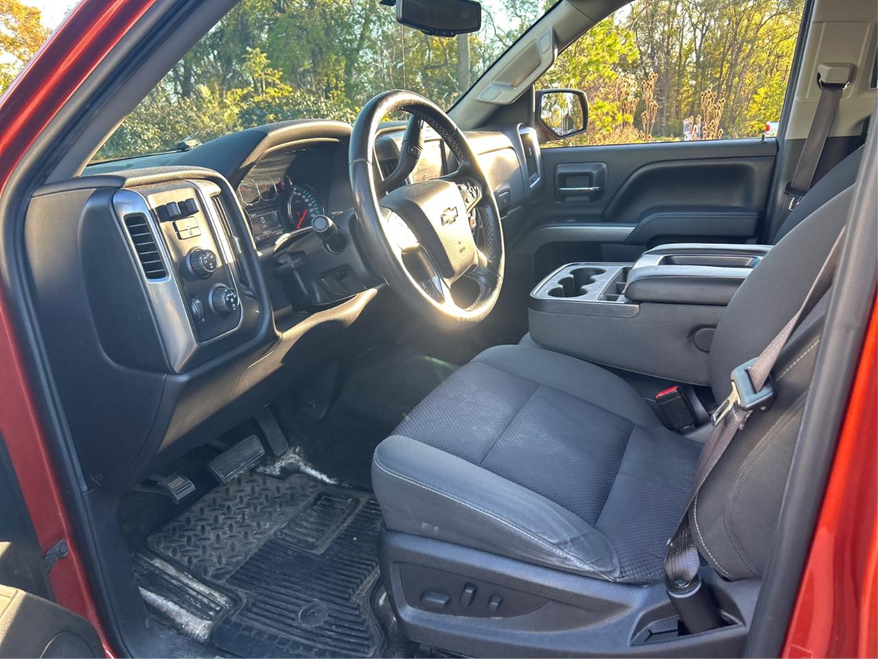 Chevrolet Silverado 1500 LT Crew Cab Long Box 4WD 2015