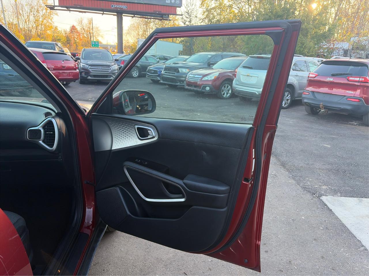 Kia Soul LX CVT 2023