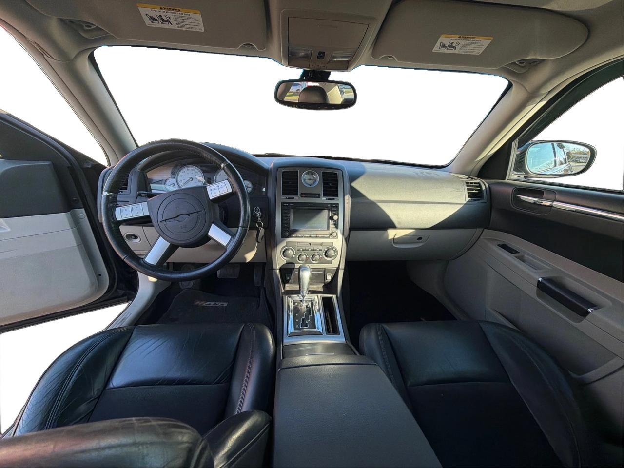Chrysler 300 C SRT-8 2006