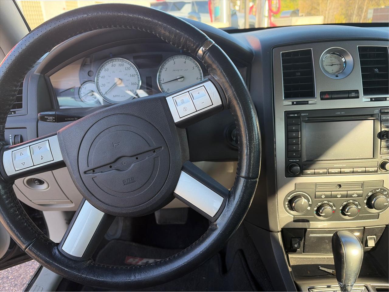 Chrysler 300 C SRT-8 2006