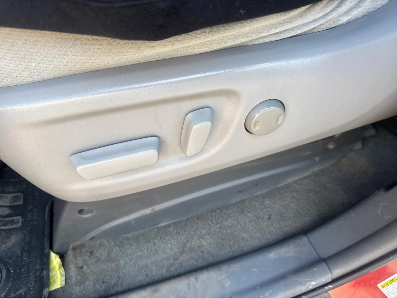 Toyota Sienna LE 7-Passenger AWD 2017