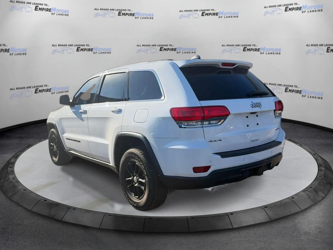 Jeep Grand Cherokee Laredo 4WD 2018