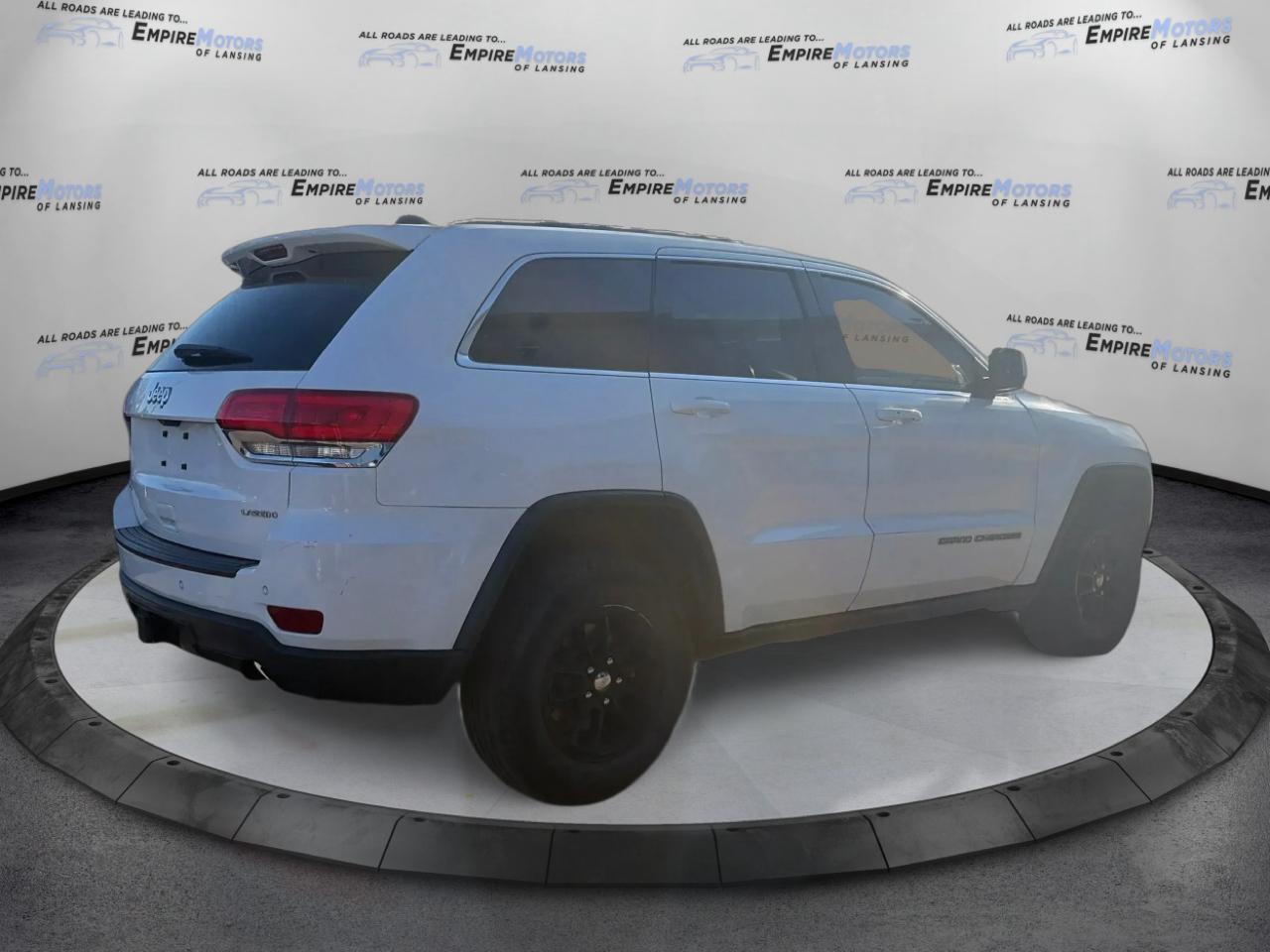 Jeep Grand Cherokee Laredo 4WD 2018