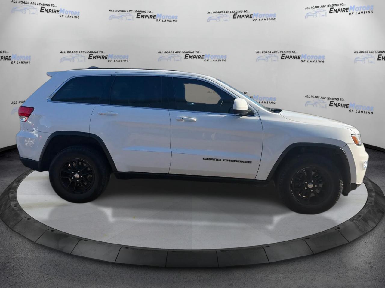 Jeep Grand Cherokee Laredo 4WD 2018