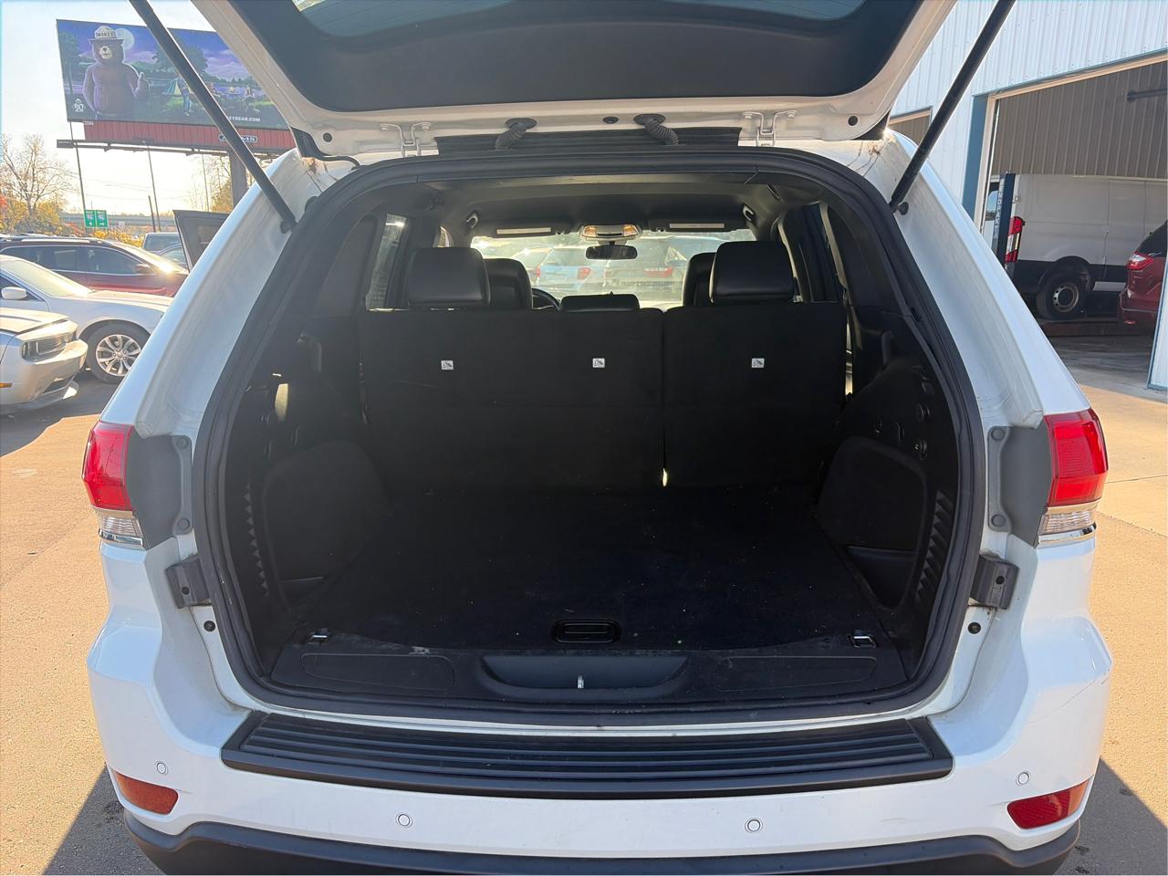 Jeep Grand Cherokee Laredo 4WD 2018
