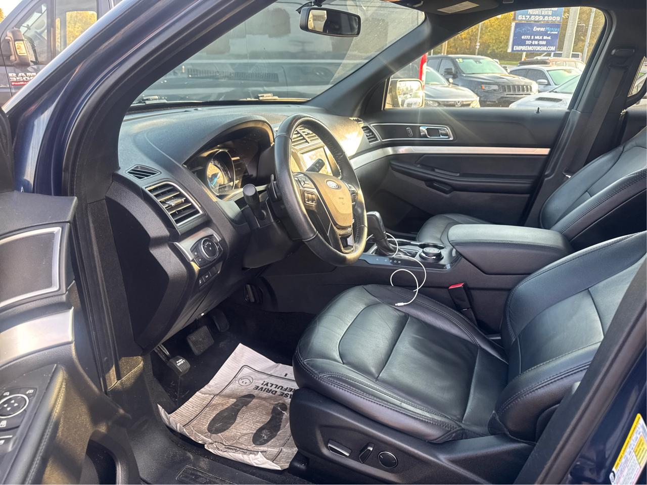 Ford Explorer 4dr XLT 4WD 2017