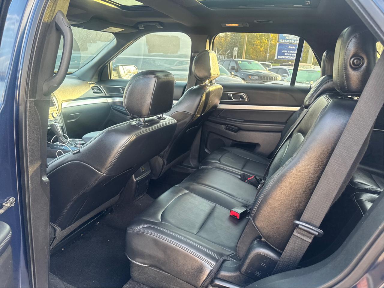 Ford Explorer 4dr XLT 4WD 2017