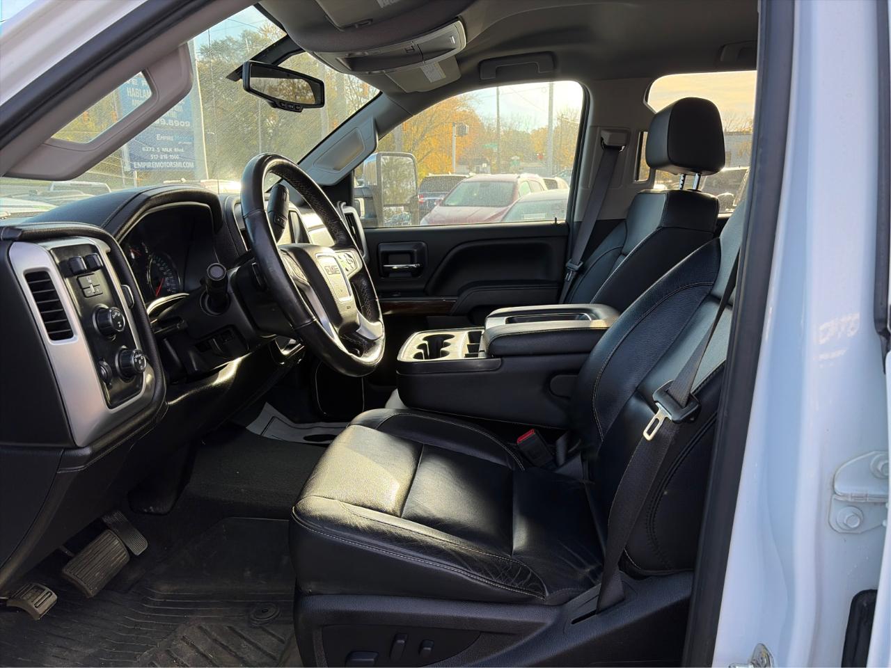 GMC Sierra 2500HD SLT Crew Cab 4WD 2019