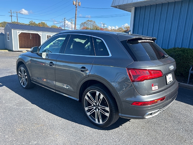 Audi SQ5  2018