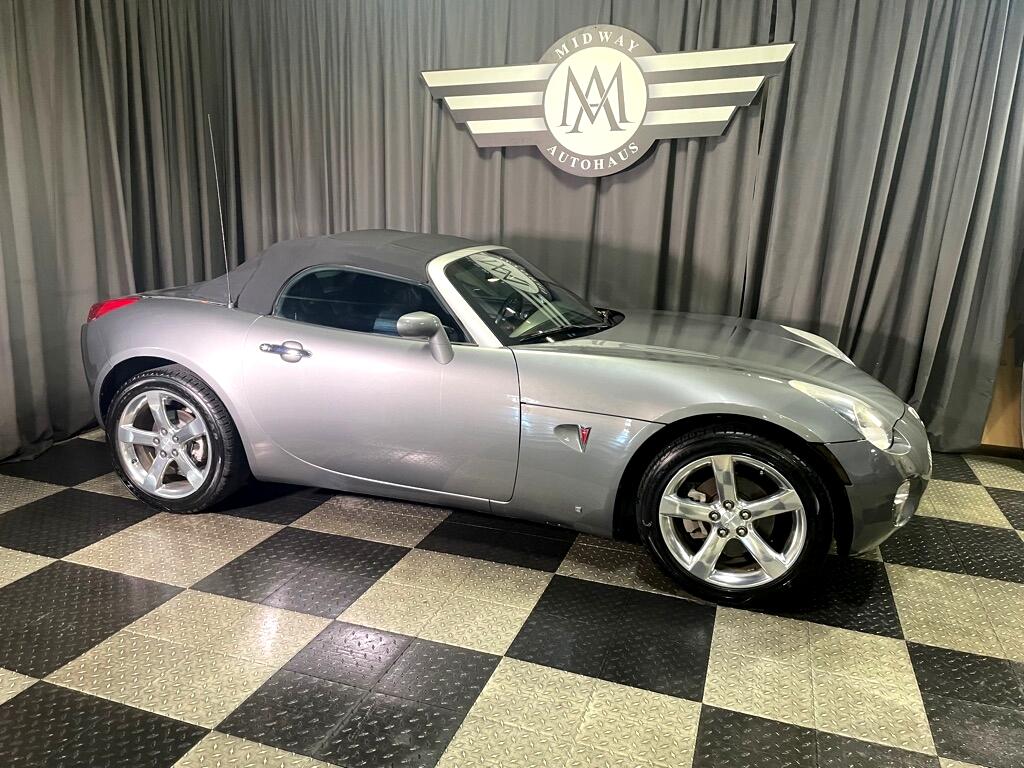 Used 2006 Pontiac Solstice  with VIN 1G2MB35B36Y113303 for sale in Bridgeview, IL