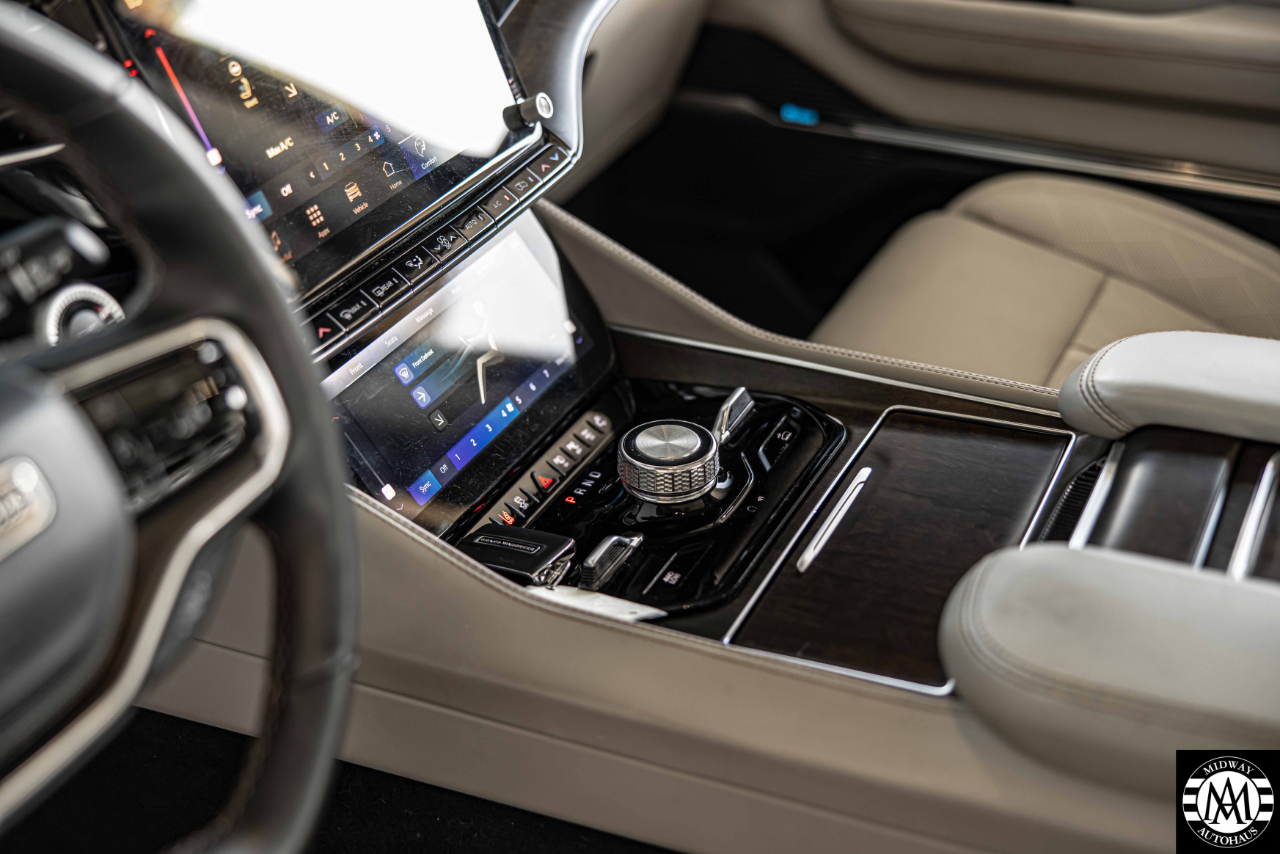 Jeep Grand Wagoneer  2022 Jeep Grand Wagoneer  2022