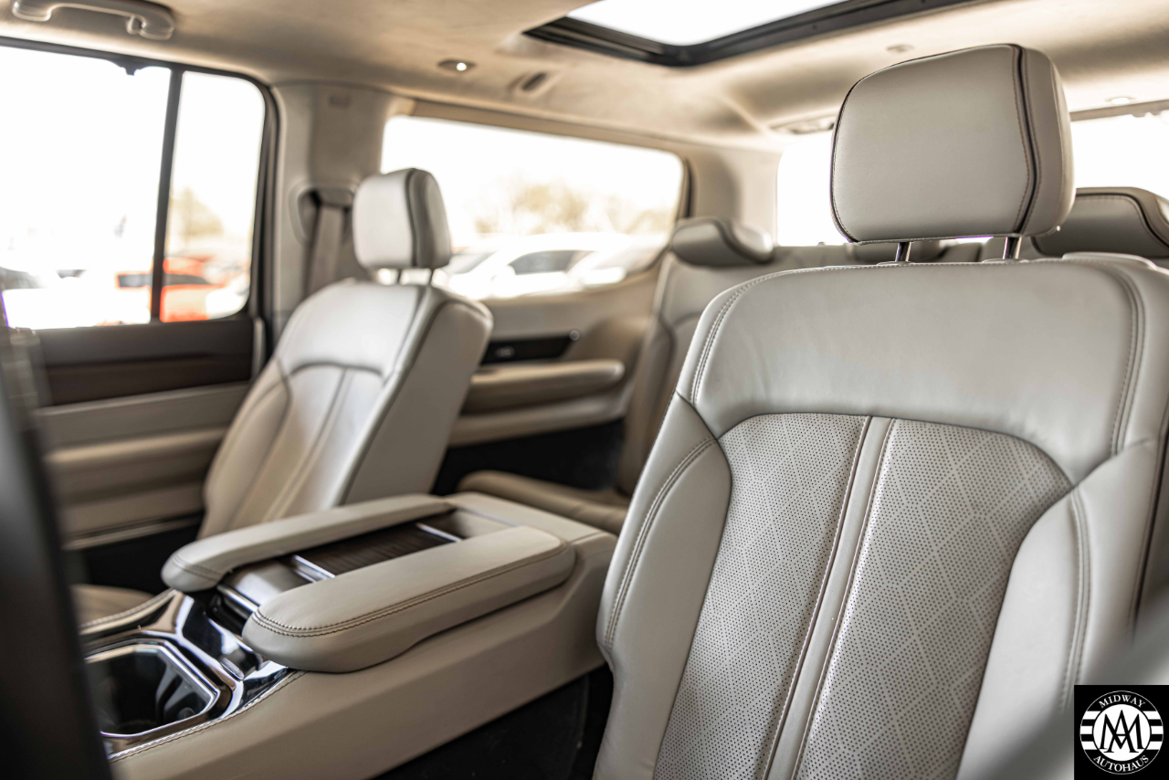 Jeep Grand Wagoneer  2022 Jeep Grand Wagoneer  2022