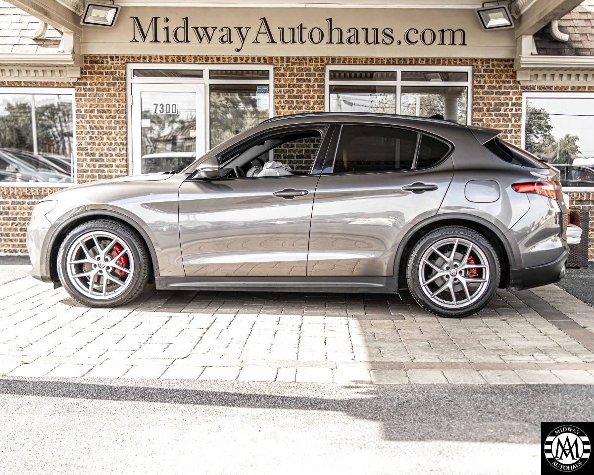 Alfa Romeo Stelvio  2018 Alfa Romeo Stelvio  2018