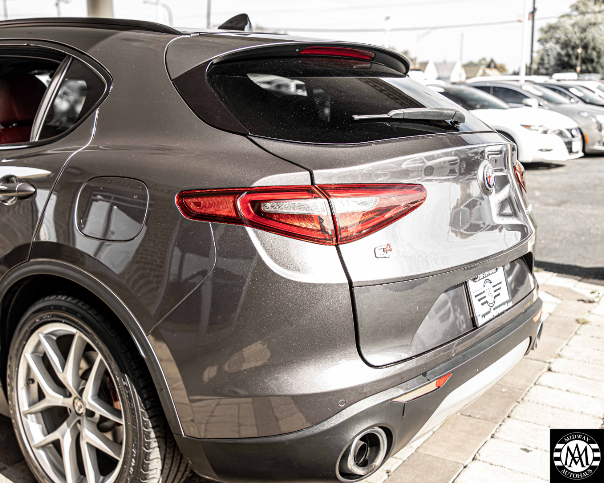 Alfa Romeo Stelvio  2018 Alfa Romeo Stelvio  2018
