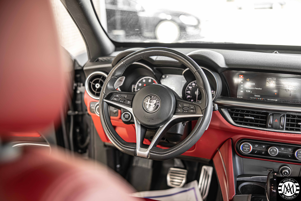 Alfa Romeo Stelvio  2018 Alfa Romeo Stelvio  2018