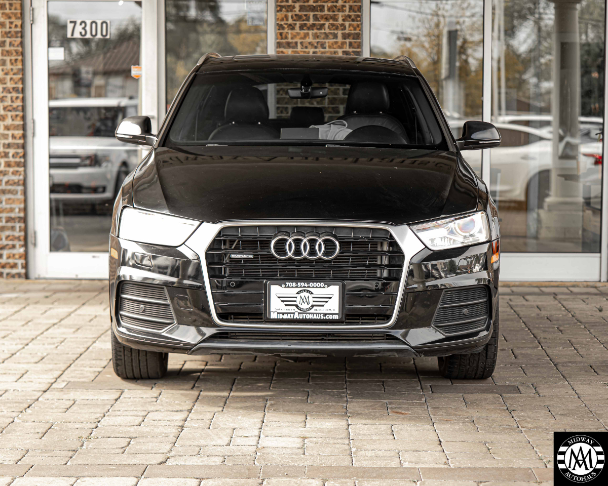 Audi Q3  2016 Audi Q3  2016