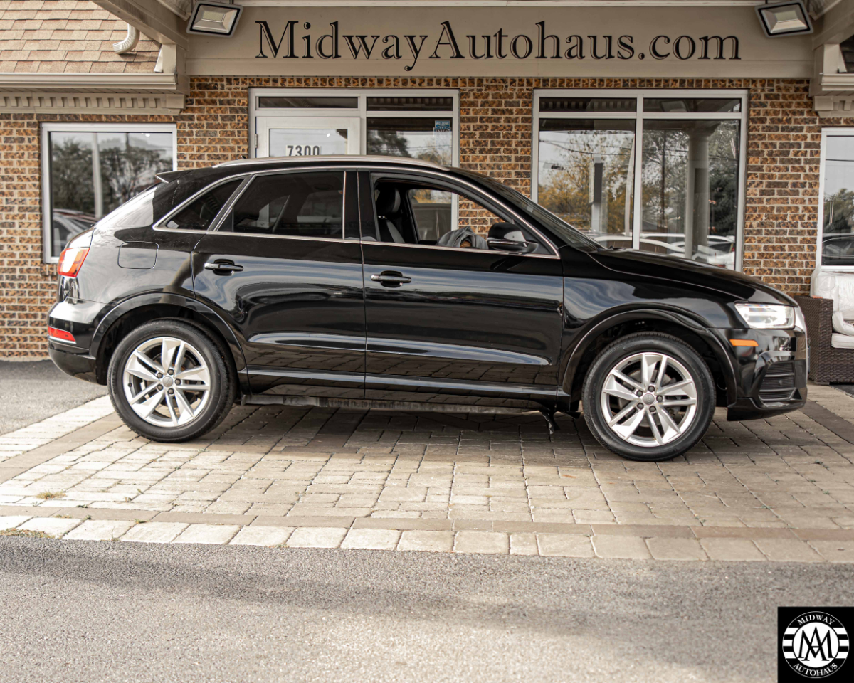 Audi Q3  2016 Audi Q3  2016