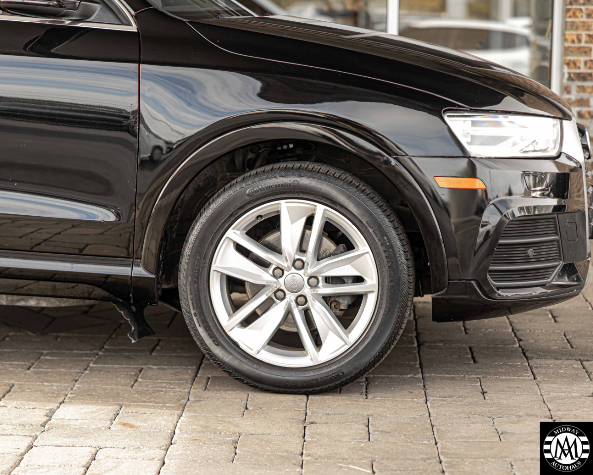 Audi Q3  2016 Audi Q3  2016
