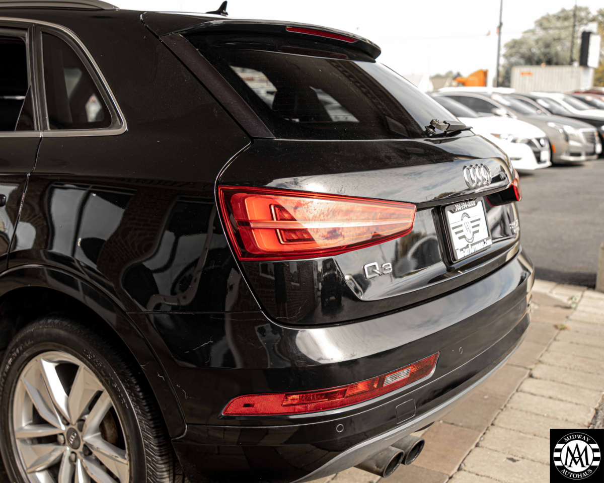 Audi Q3  2016 Audi Q3  2016