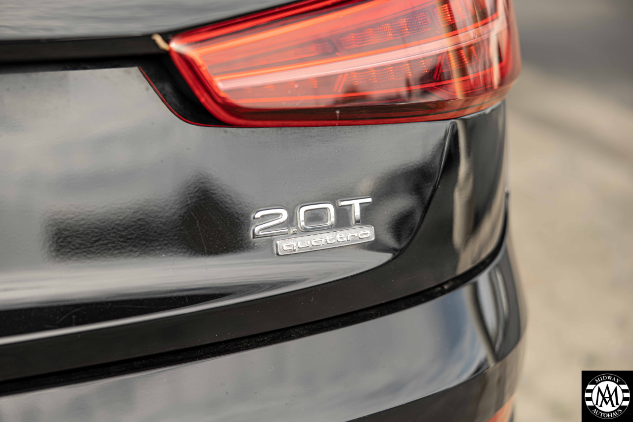 Audi Q3  2016 Audi Q3  2016