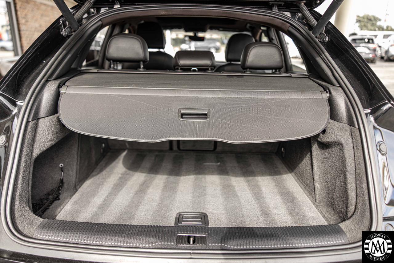 Audi Q3  2016 Audi Q3  2016