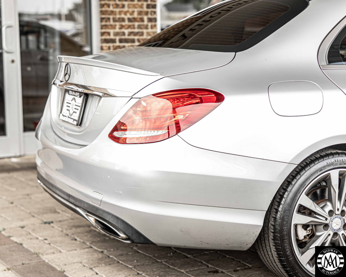 Mercedes-Benz C-Class  2017