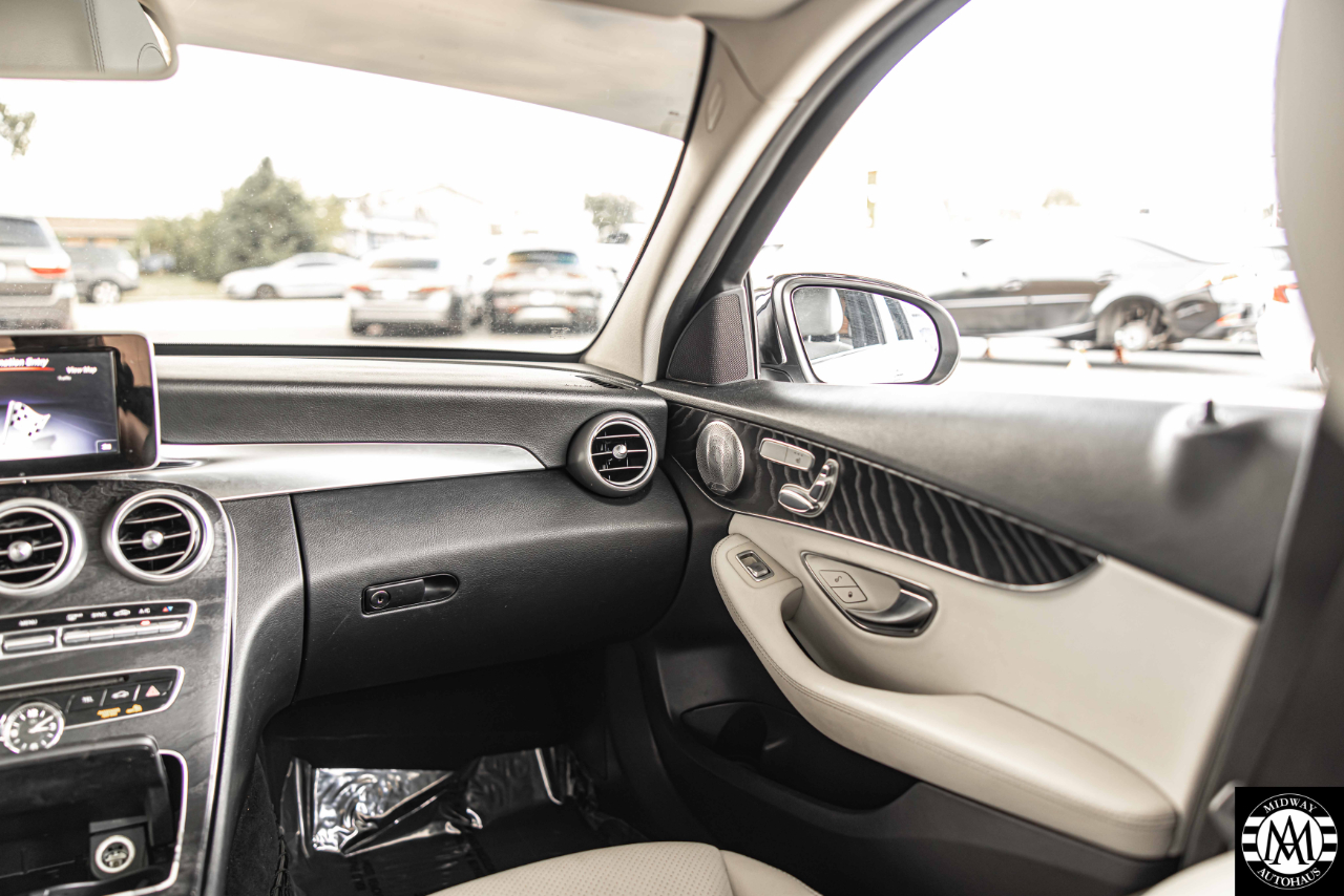 Mercedes-Benz C-Class  2017