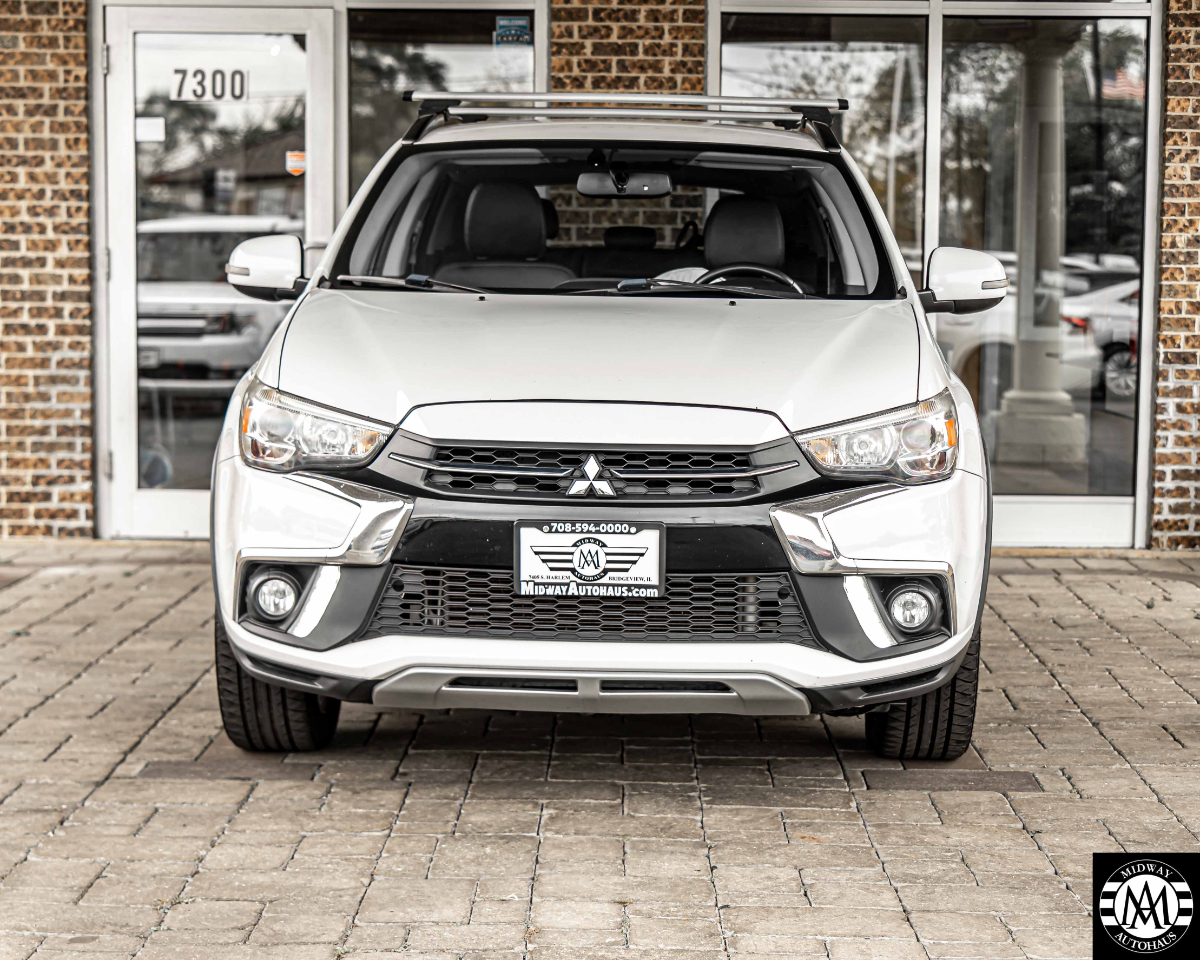 Mitsubishi Outlander Sport  2018