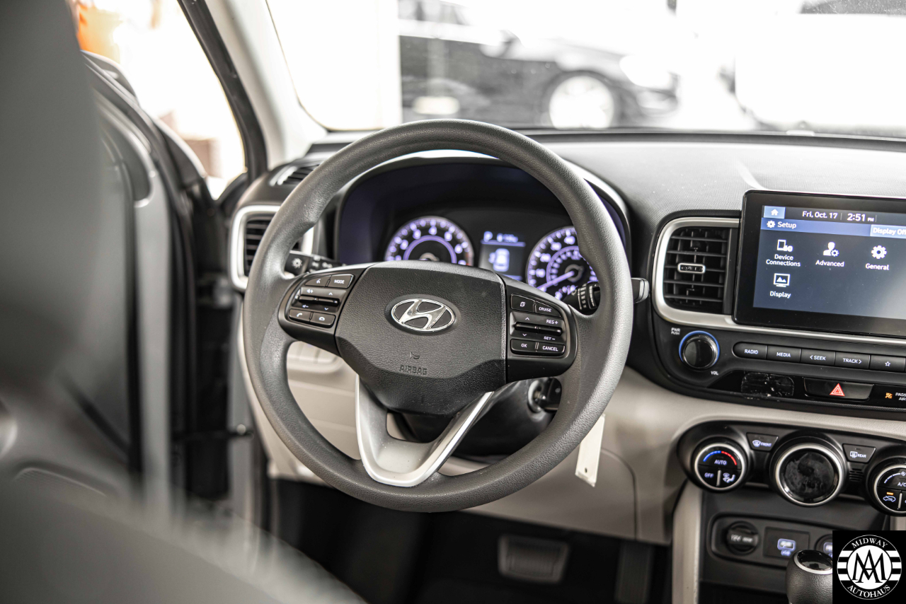 Hyundai Venue  2020 Hyundai Venue  2020
