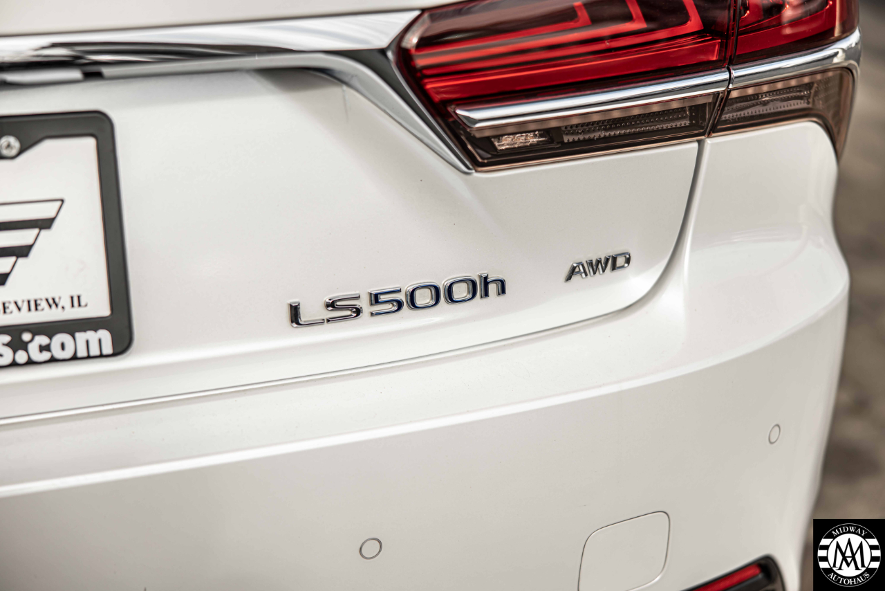Lexus LS 500h  2020 Lexus LS 500h  2020
