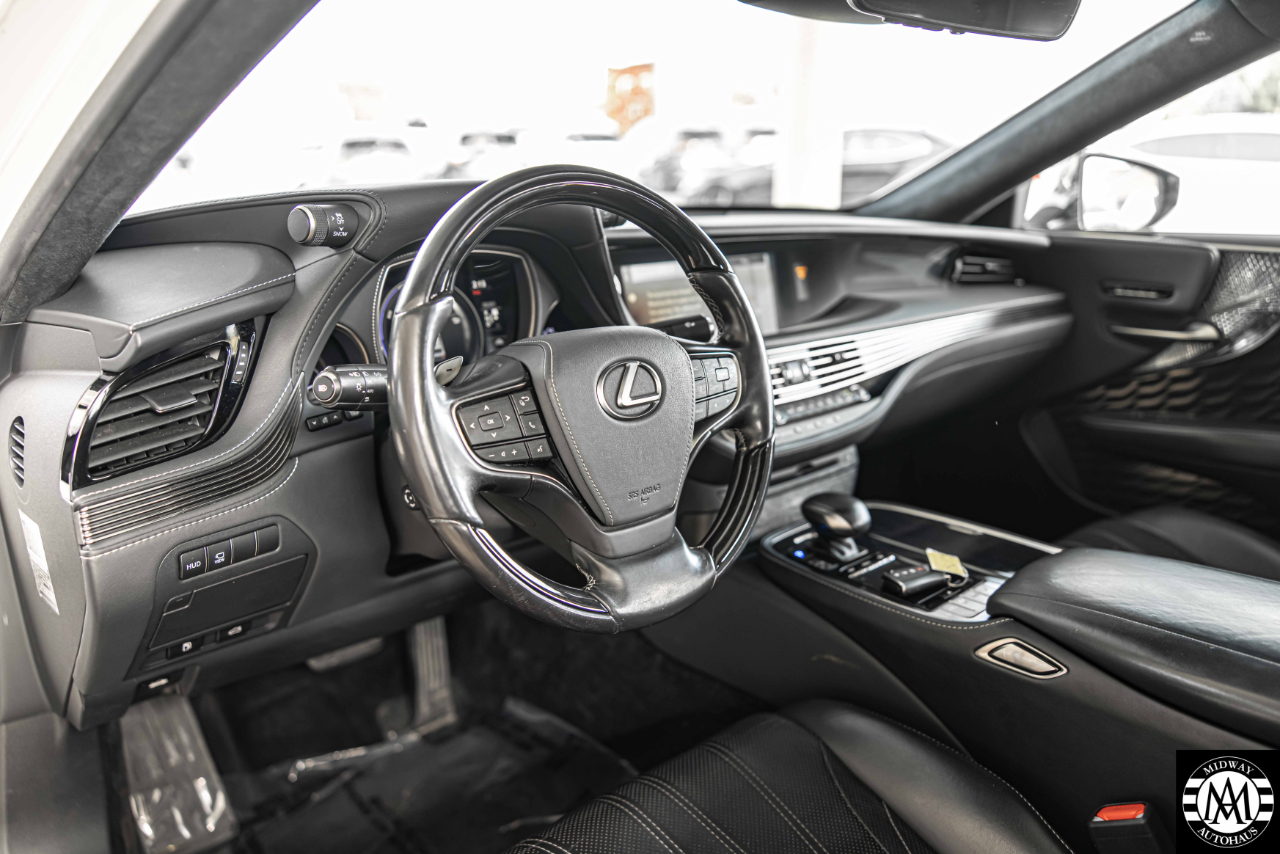 Lexus LS 500h  2020 Lexus LS 500h  2020