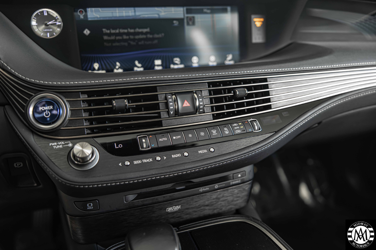 Lexus LS 500h  2020 Lexus LS 500h  2020
