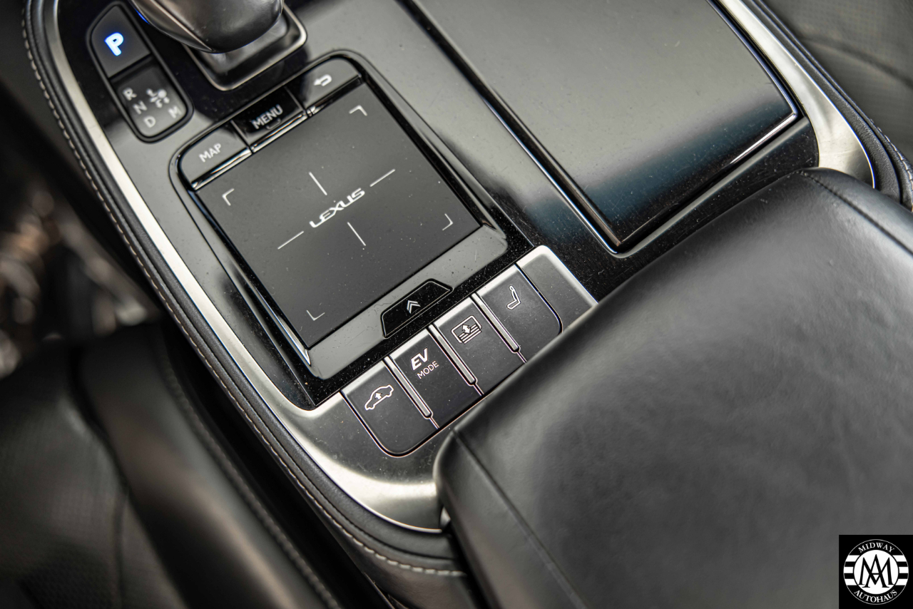 Lexus LS 500h  2020 Lexus LS 500h  2020
